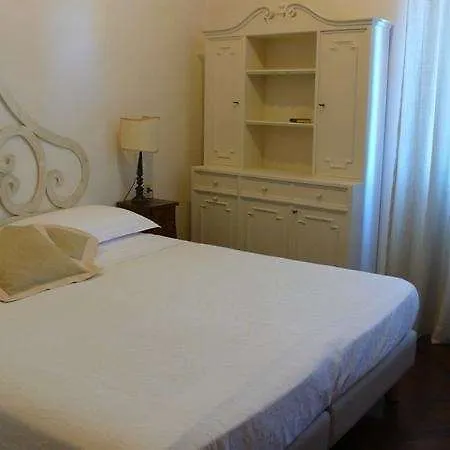 Residenza Cento Torri Hotel *